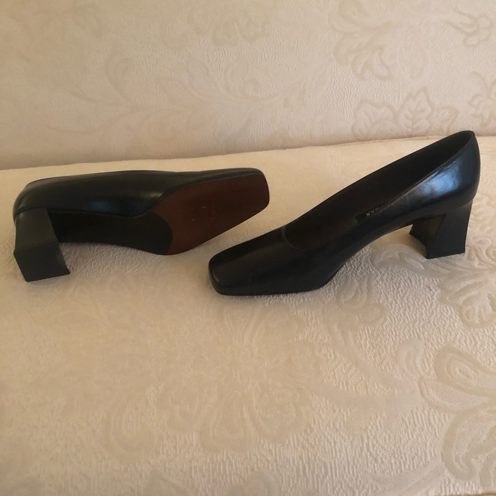 Stuart Weitzman-Blue Marymid Leather Pumps-New